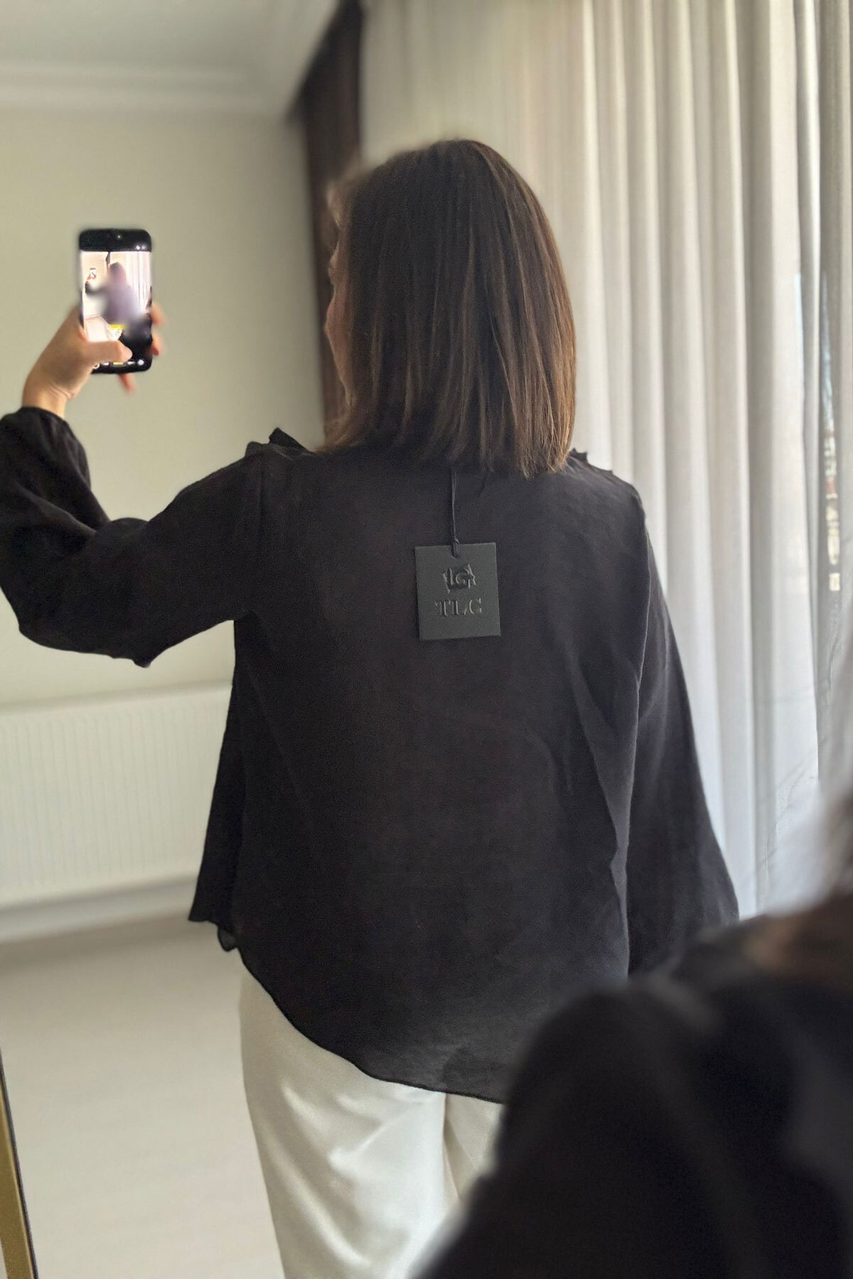 V Yaka Organik Kumaş Siyah Transparan Kadın Bluz