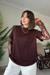 Uzun Dantelli Kollu Kahve Penye Tshirt Bluz