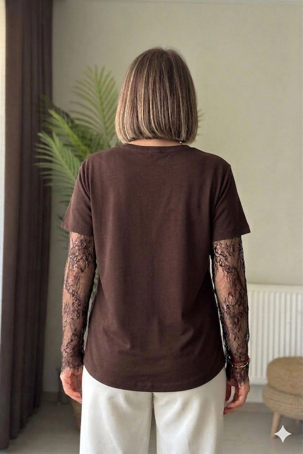 Uzun Dantelli Kollu Kahve Penye Tshirt Bluz