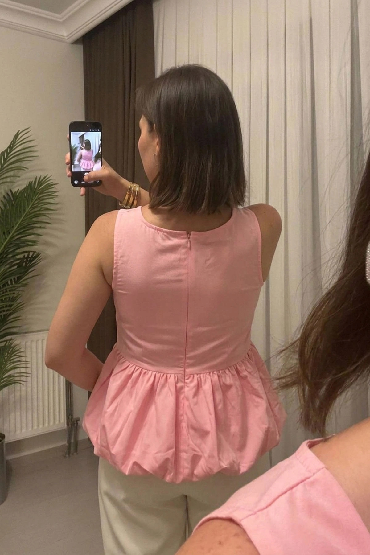 Kolsuz Balon Etekli Kare Yaka Pembe Kadın Bluz