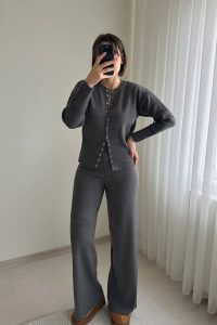 Bel Detaylı Çıtçıtlı Triko Gri Hırka Pantolon Takımı