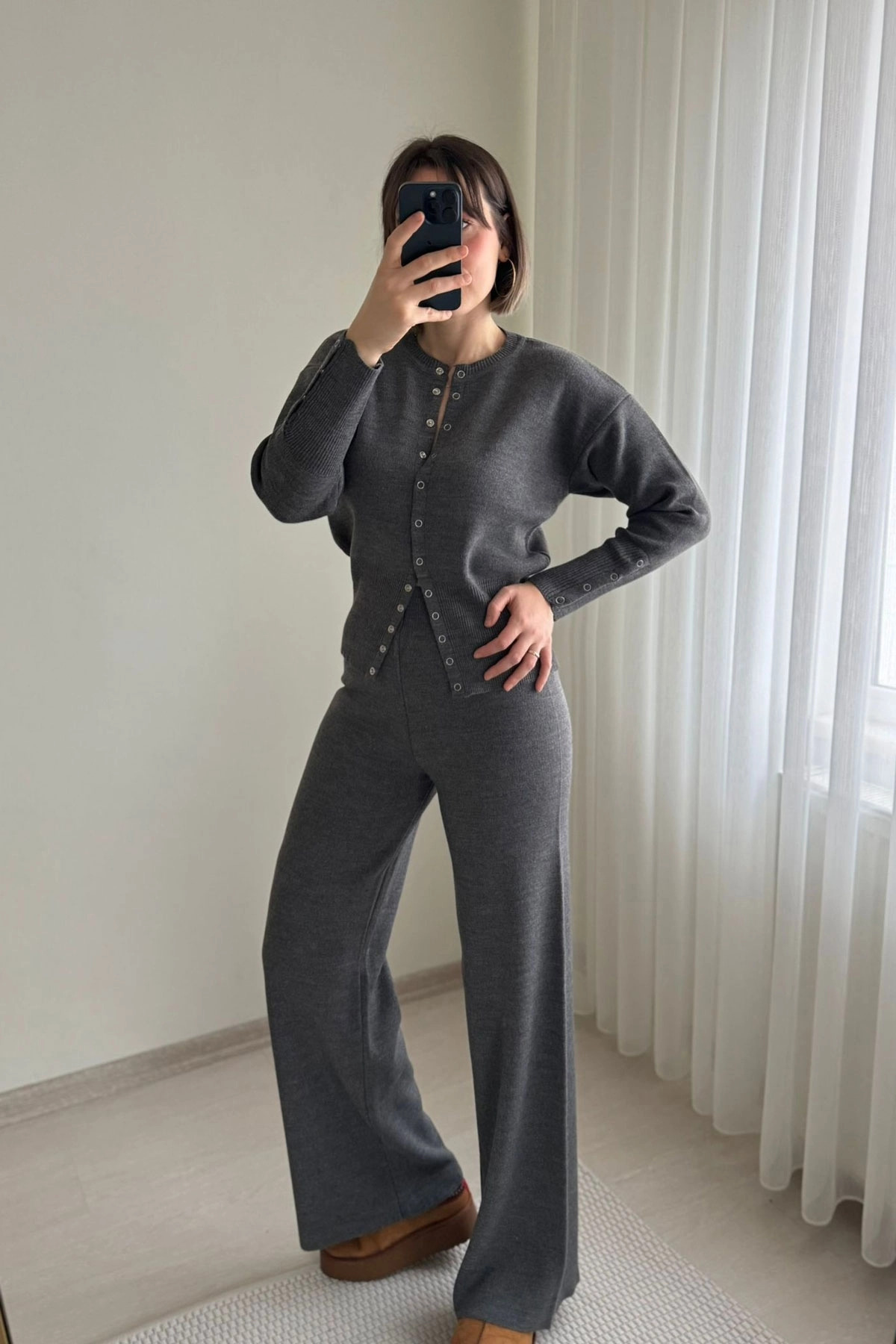 Bel Detaylı Çıtçıtlı Triko Gri Hırka Pantolon Takımı