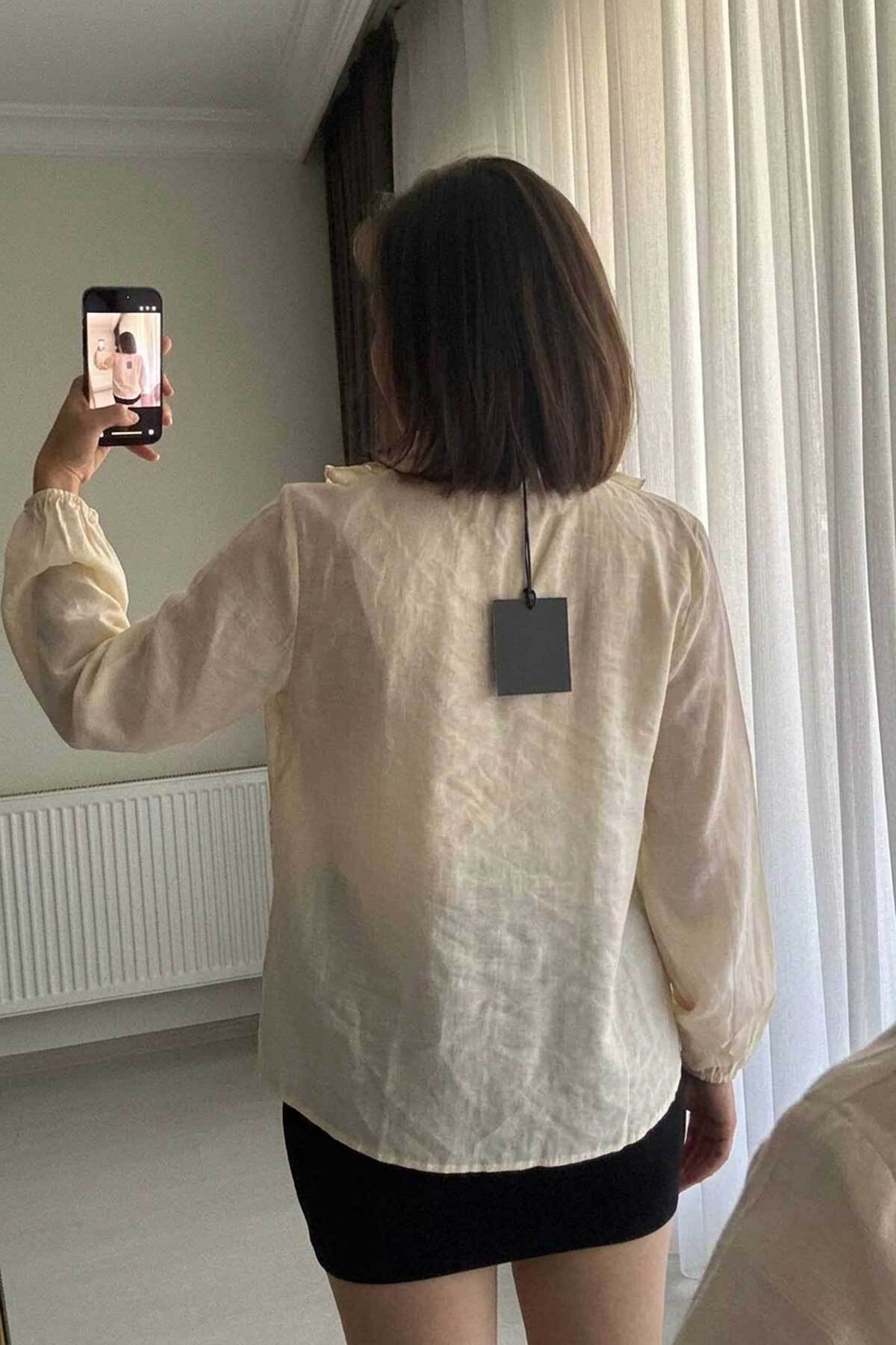 V Yaka Organik Kumaş Ekru Transparan Kadın Bluz