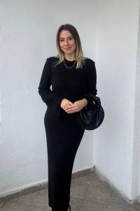 Bisiklet Yaka Dokulu Siyah Uzun Triko Elbise