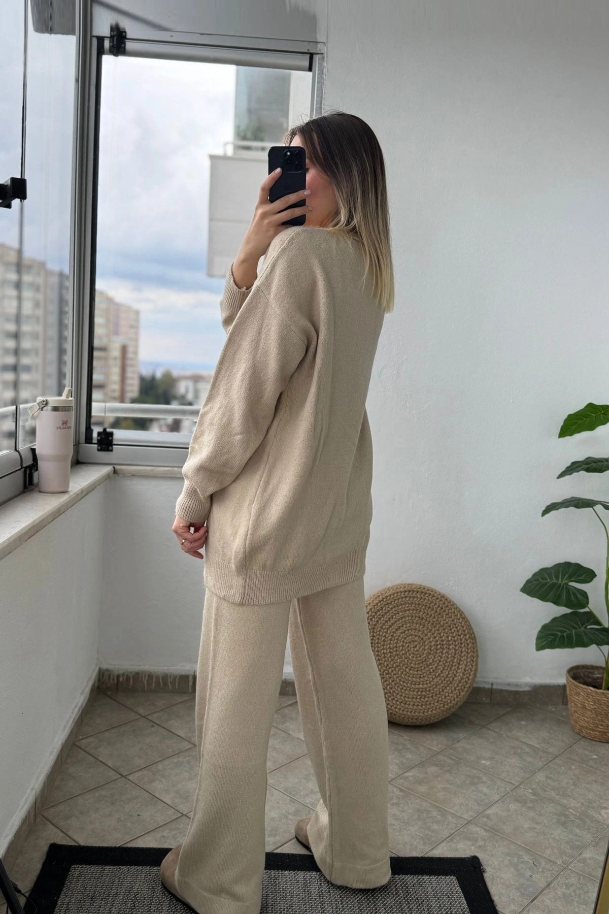 Ön Bağlamalı Bej Triko Kimono Takım