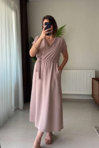 Kruvaze Yaka Kuşaklı Cepli Bej Elbise